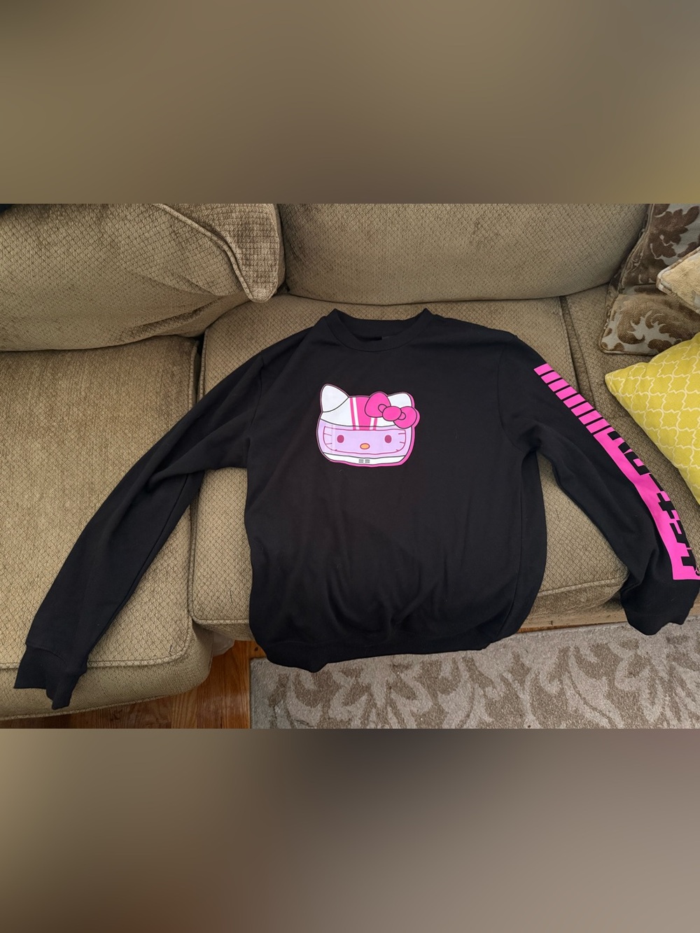 Hello Kitty Tokyo Speed Sweatshirt Size M